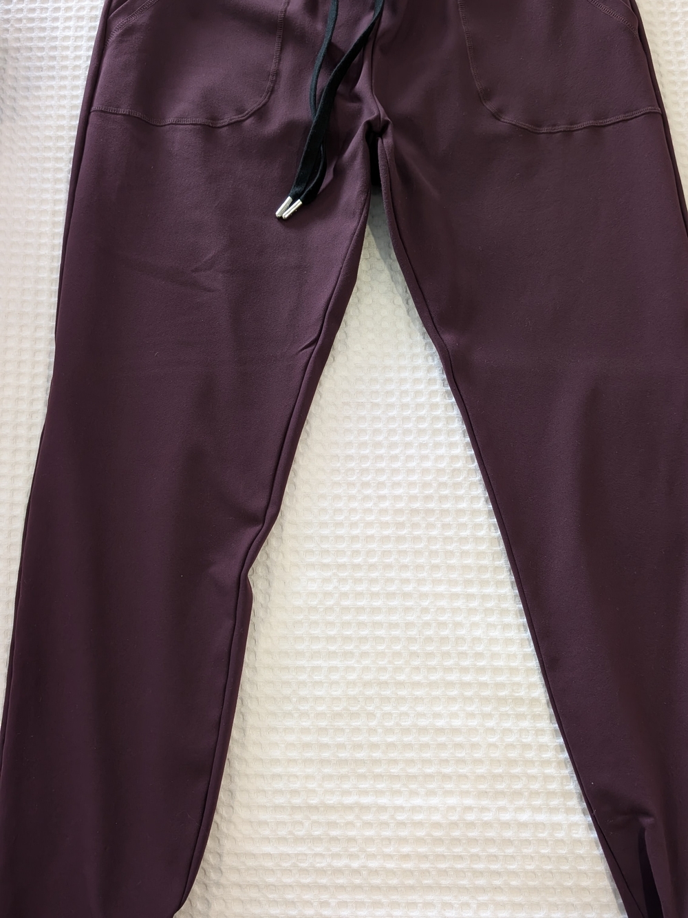 Women's Drawstring Jogger Pants - Deep Plum